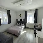 La Boutique House