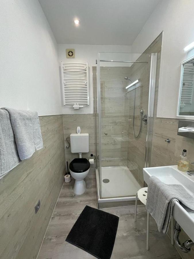 La Boutique House 2*